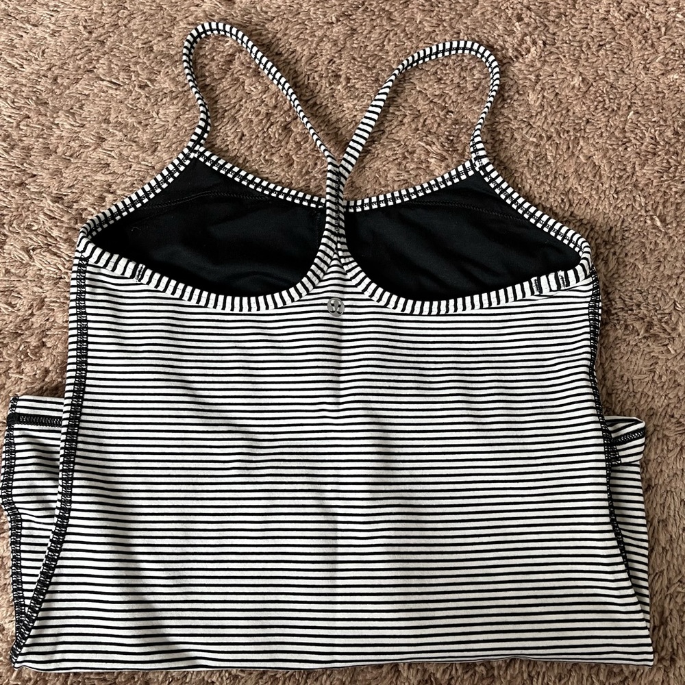 Lululemon rackerback tank, size 6